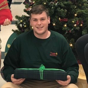 Meet your Posher, Evan